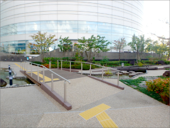 清流デッキ開通式 29年度庭園等改修工事